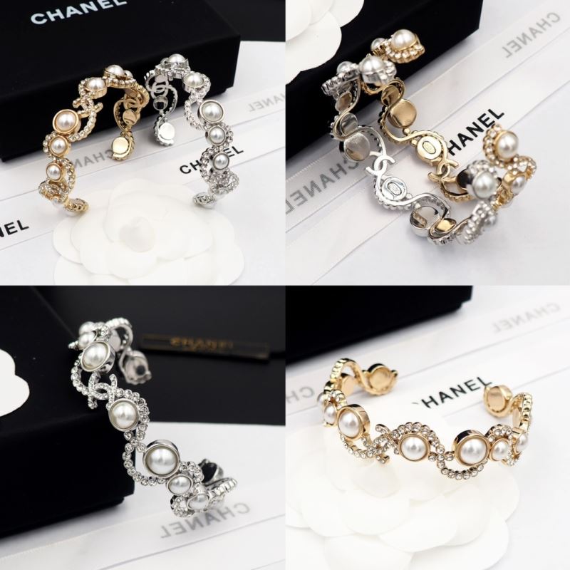Ch**el bracelets